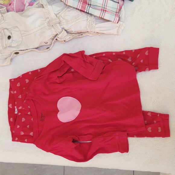 Lot girls 3T summer dresses, outfits & PJ's. Some NWOT in excellent condition. - Picture 15 of 16